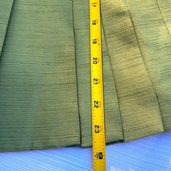 Suit-  Jacket and skirt - Picture 7 of 15